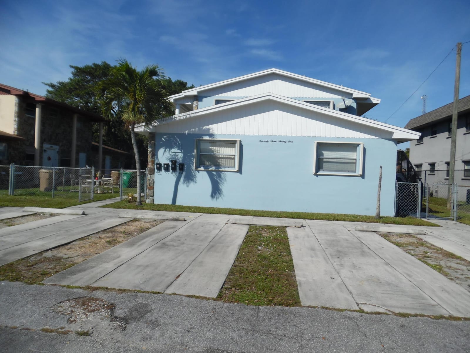 7321 NW 37th Street 2, Hollywood, FL 33024