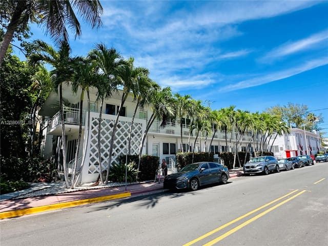 745 13th Street 17, Miami Beach, FL 33139