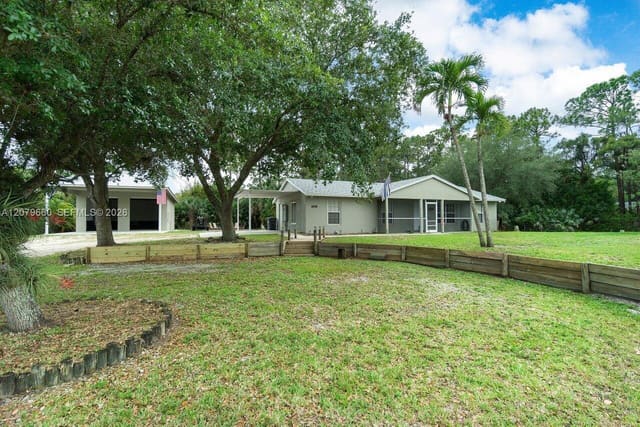 16298 N 90th Street N, Loxahatchee, FL 33470