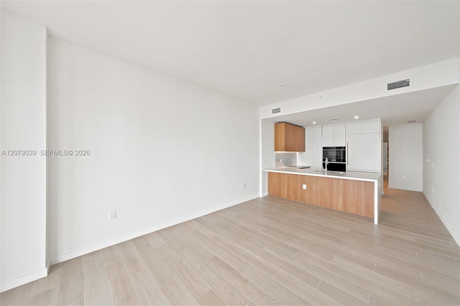 1400 Biscayne Boulevard 1205 — photo 6