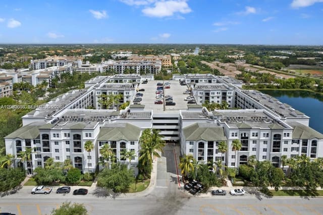 1690 Renaissance Commons Boulevard 1228, Boynton Beach, FL 33426