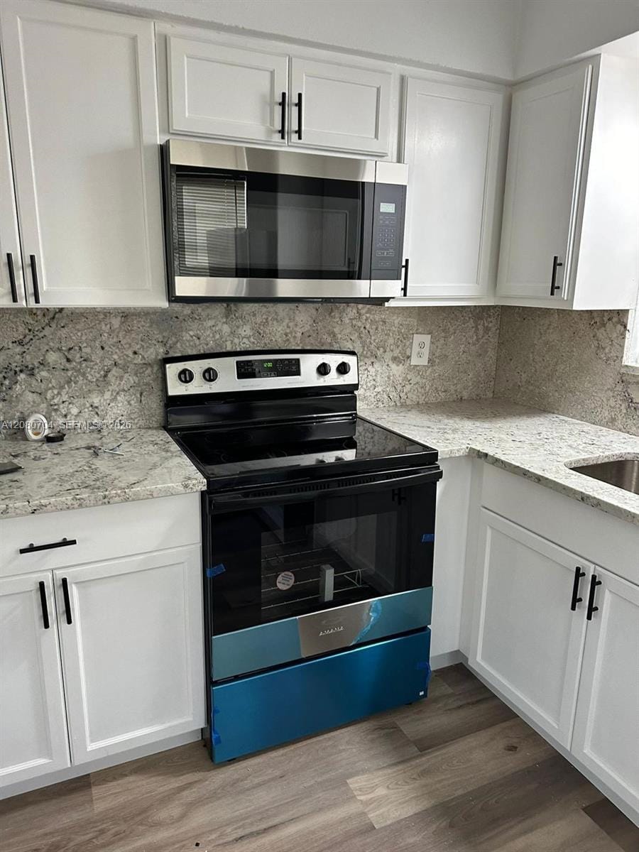 319 NE 2nd Street 4, Hallandale Beach, FL 33009