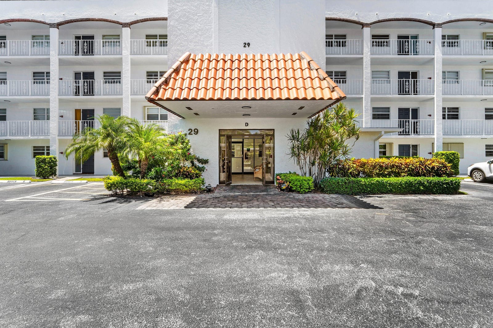 29 Yacht Club Drive 304 — photo 3