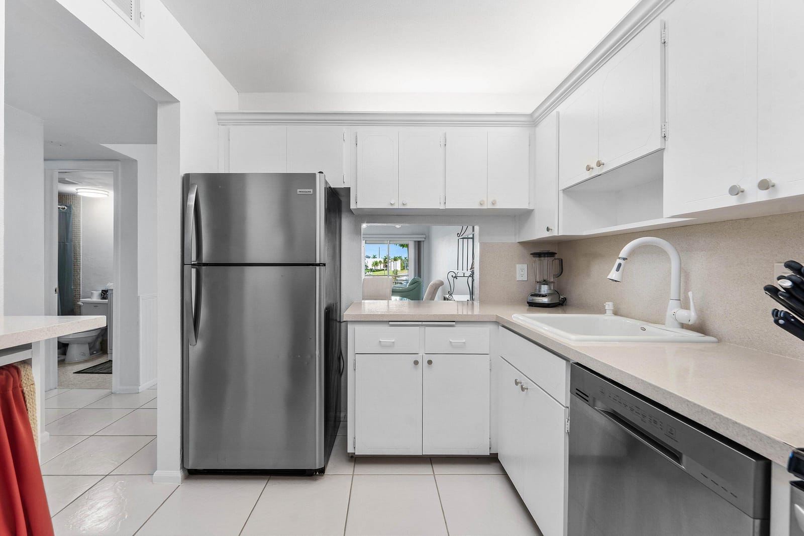 29 Yacht Club Drive 304 — photo 10