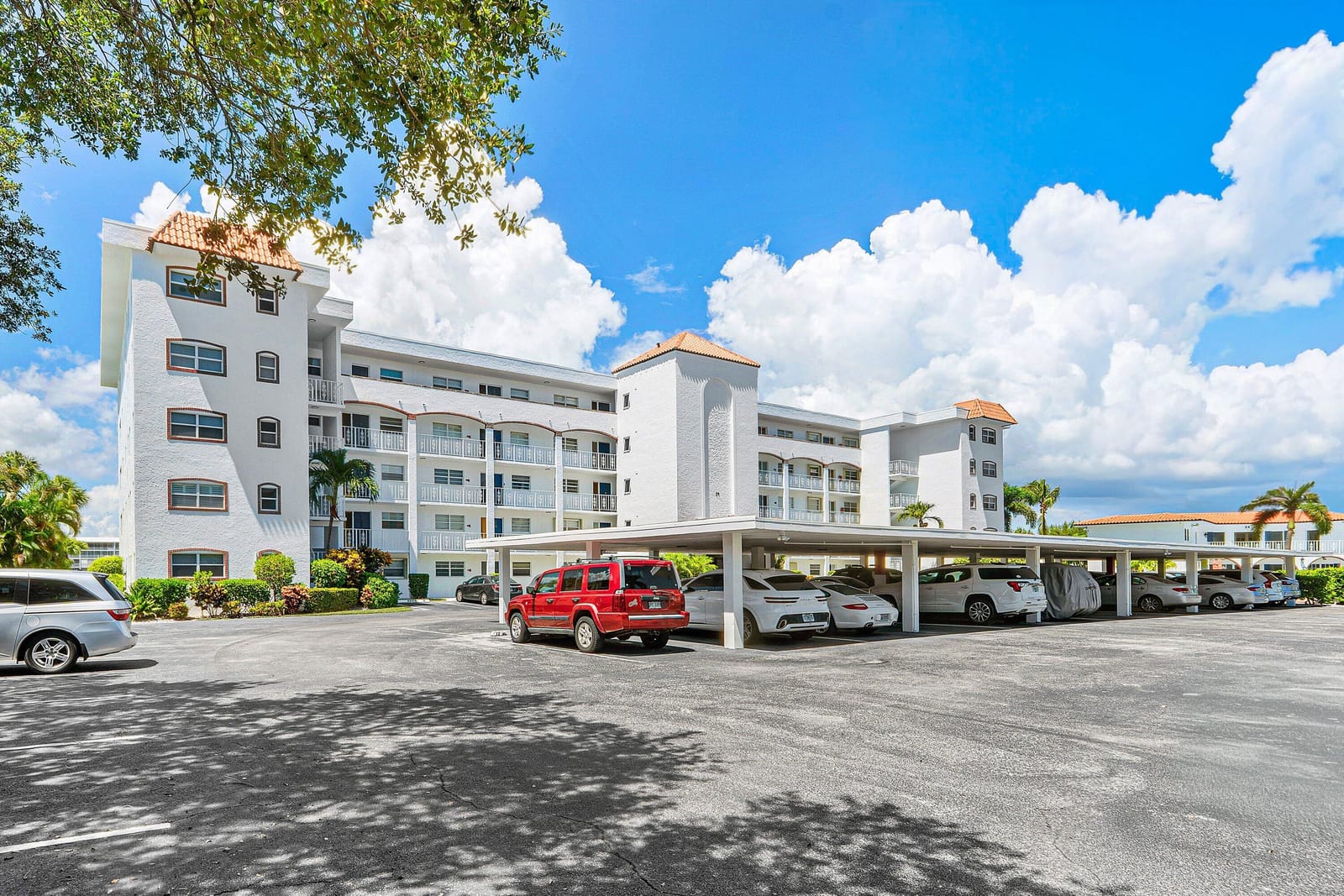 29 Yacht Club Drive 304, North Palm Beach, FL 33408
