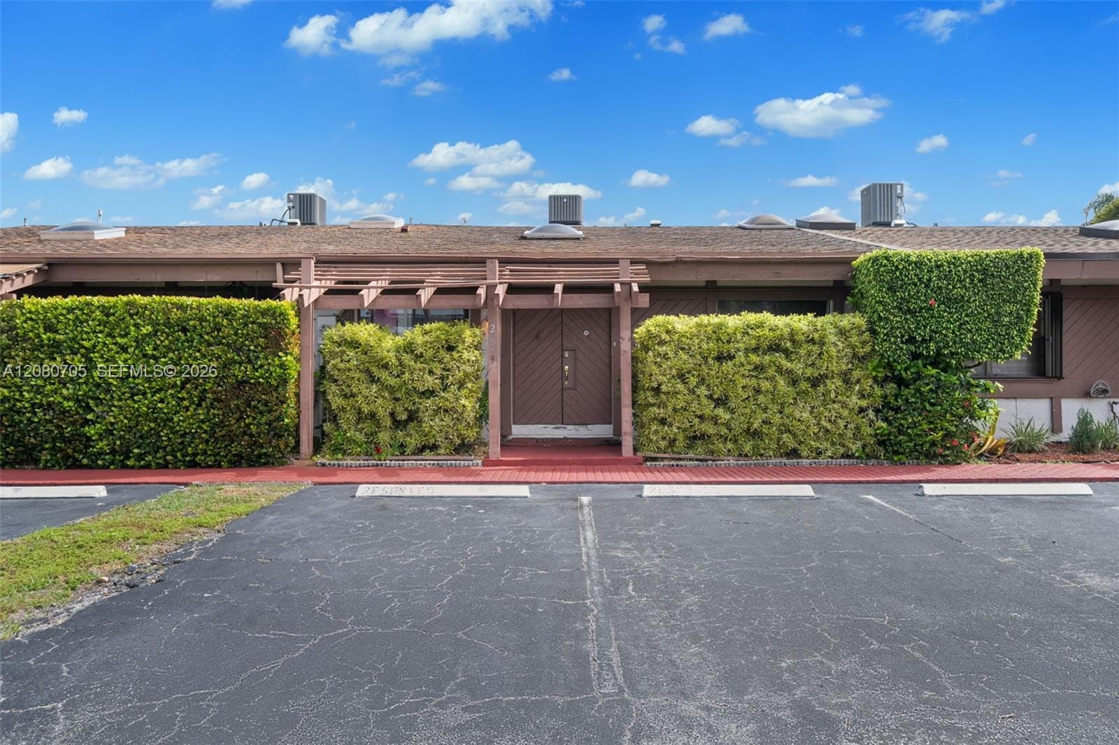 2679 S Parkview Drive, Hallandale Beach, FL 33009