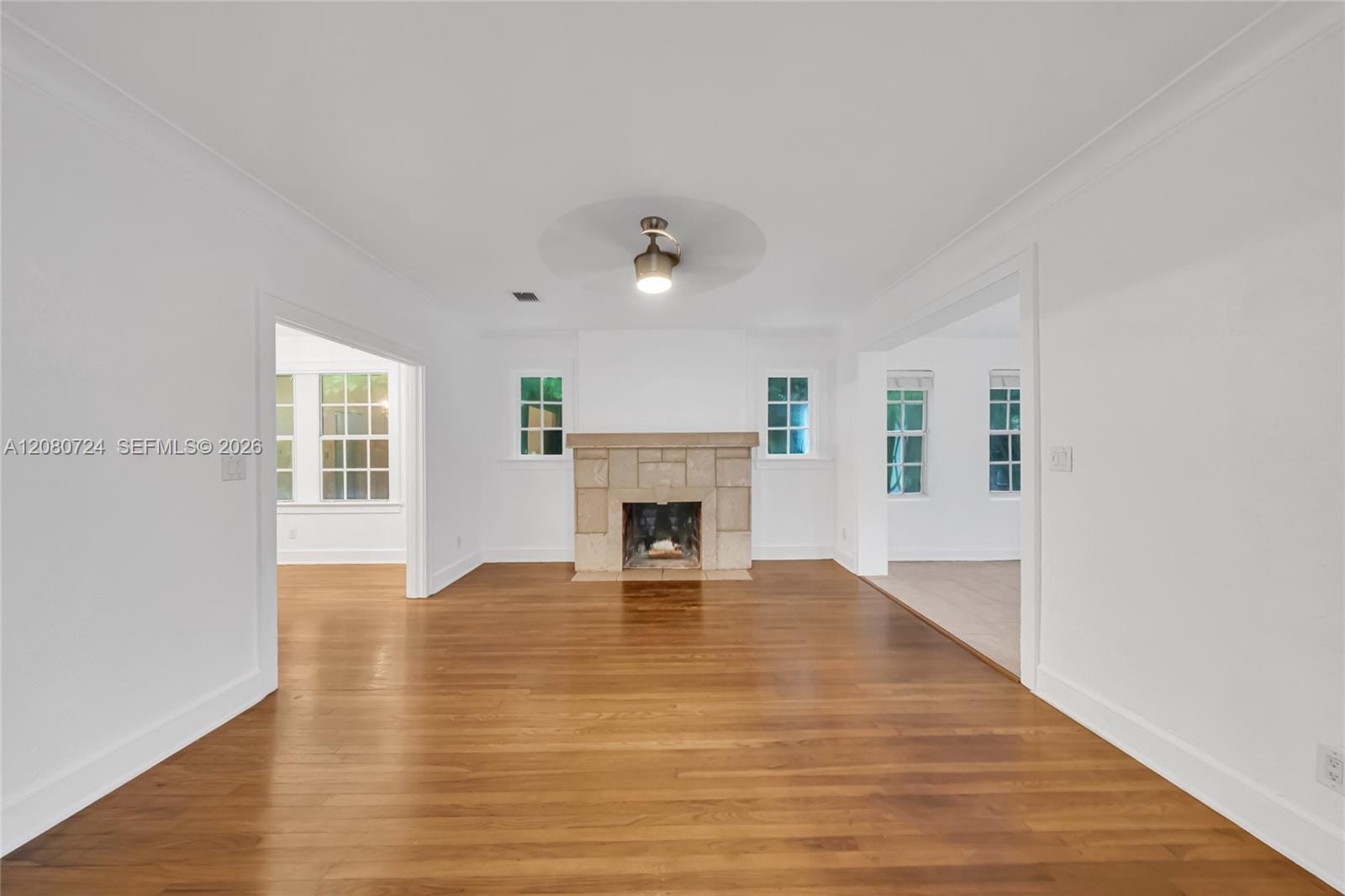 1114 Milan Avenue — photo 9