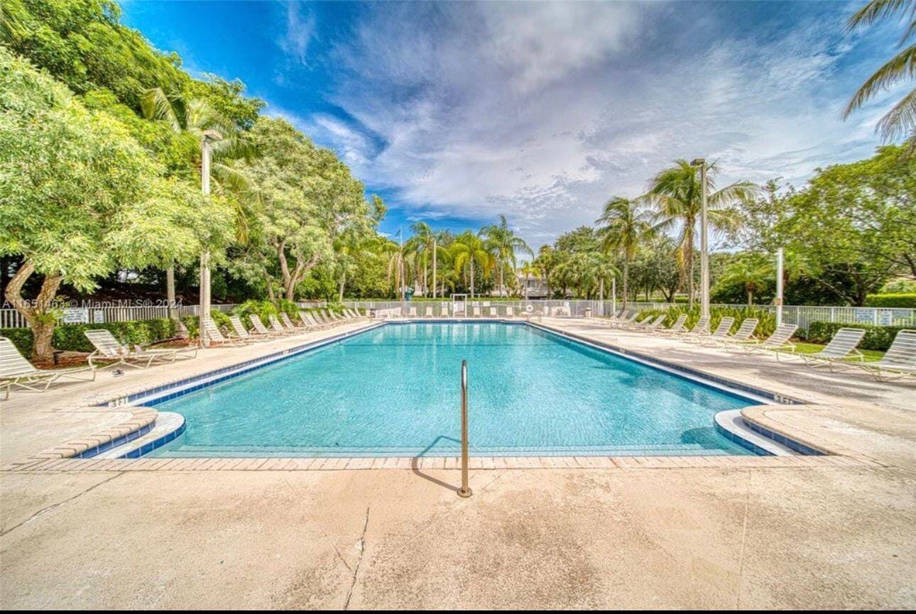 7844 Dixie Beach Circle, Tamarac, FL 33321 photo 25