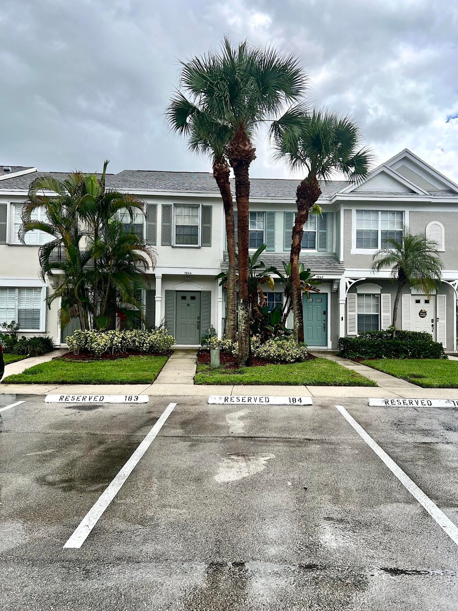 7844 Dixie Beach Circle, Tamarac, FL 33321
