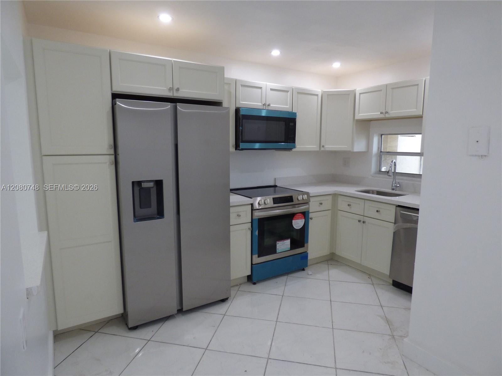 361 S Hollybrook Drive 302, Pembroke Pines, FL 33025