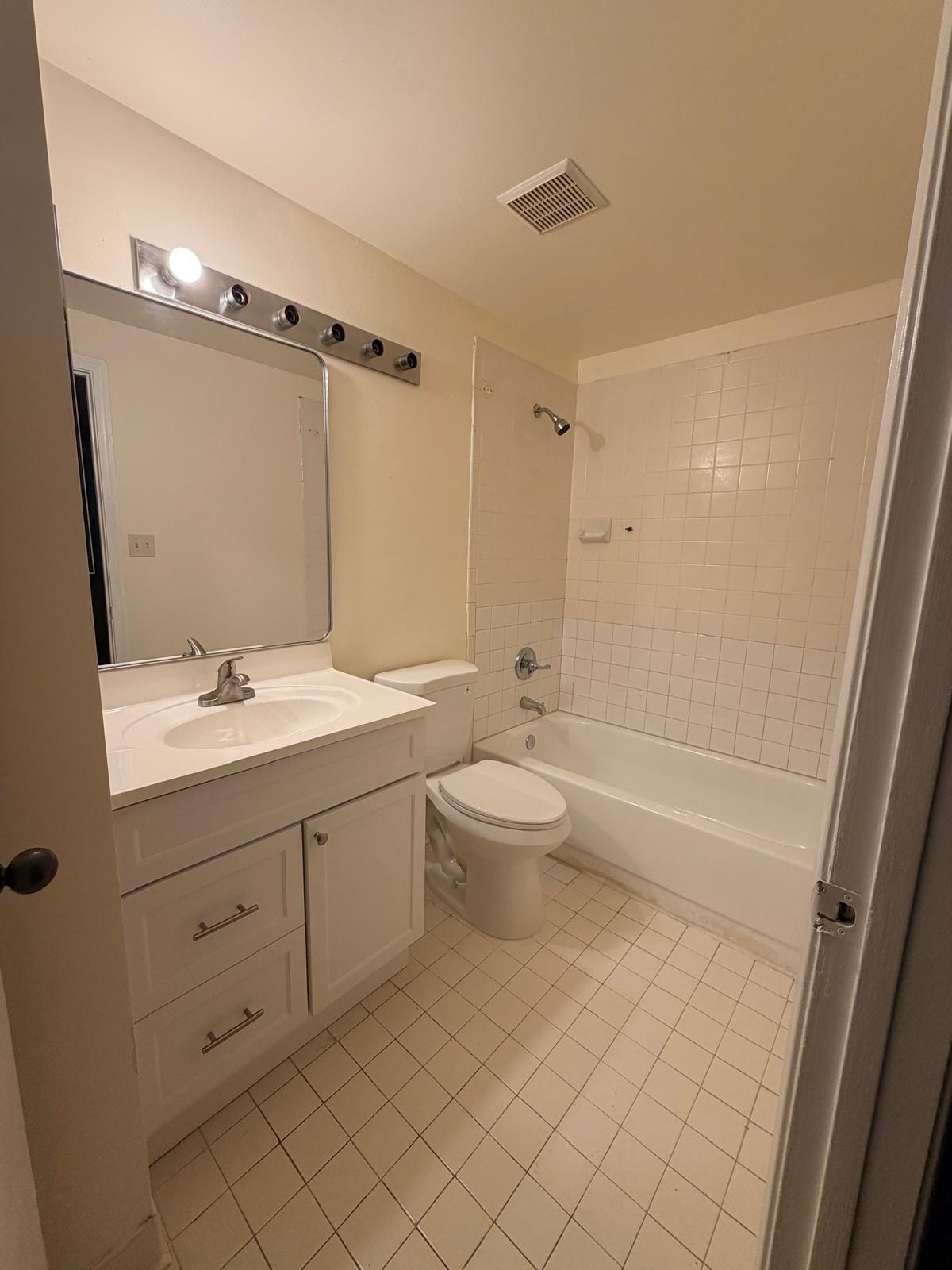 21202 GLENMOOR Drive 21202 — photo 9