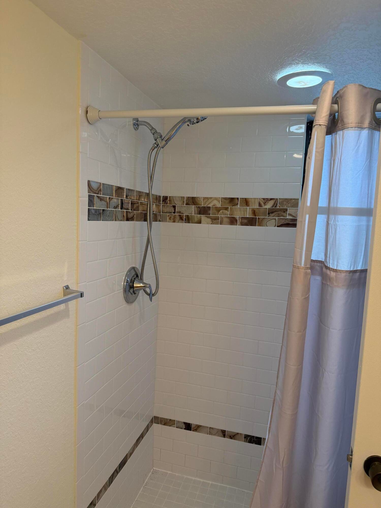 7030 HALF MOON Circle 121, Hypoluxo, FL 33462 photo 25
