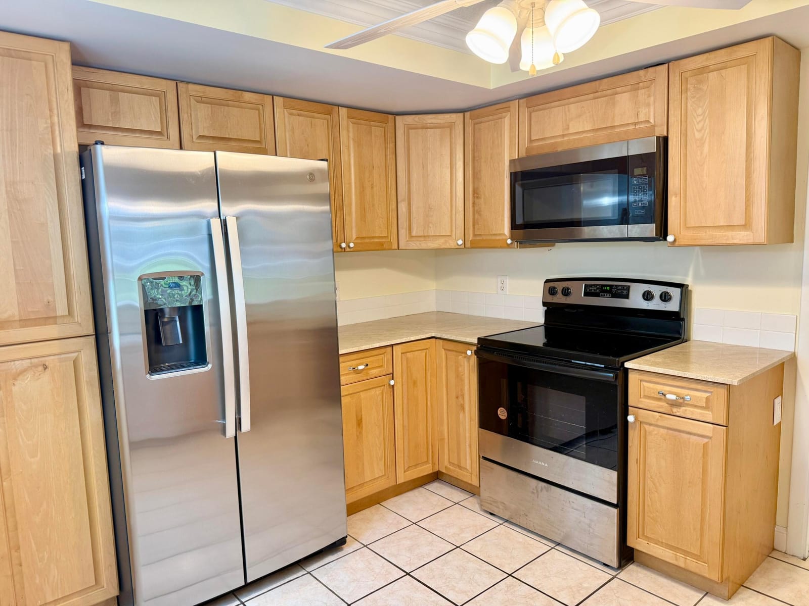 7030 HALF MOON Circle 121 — photo 9