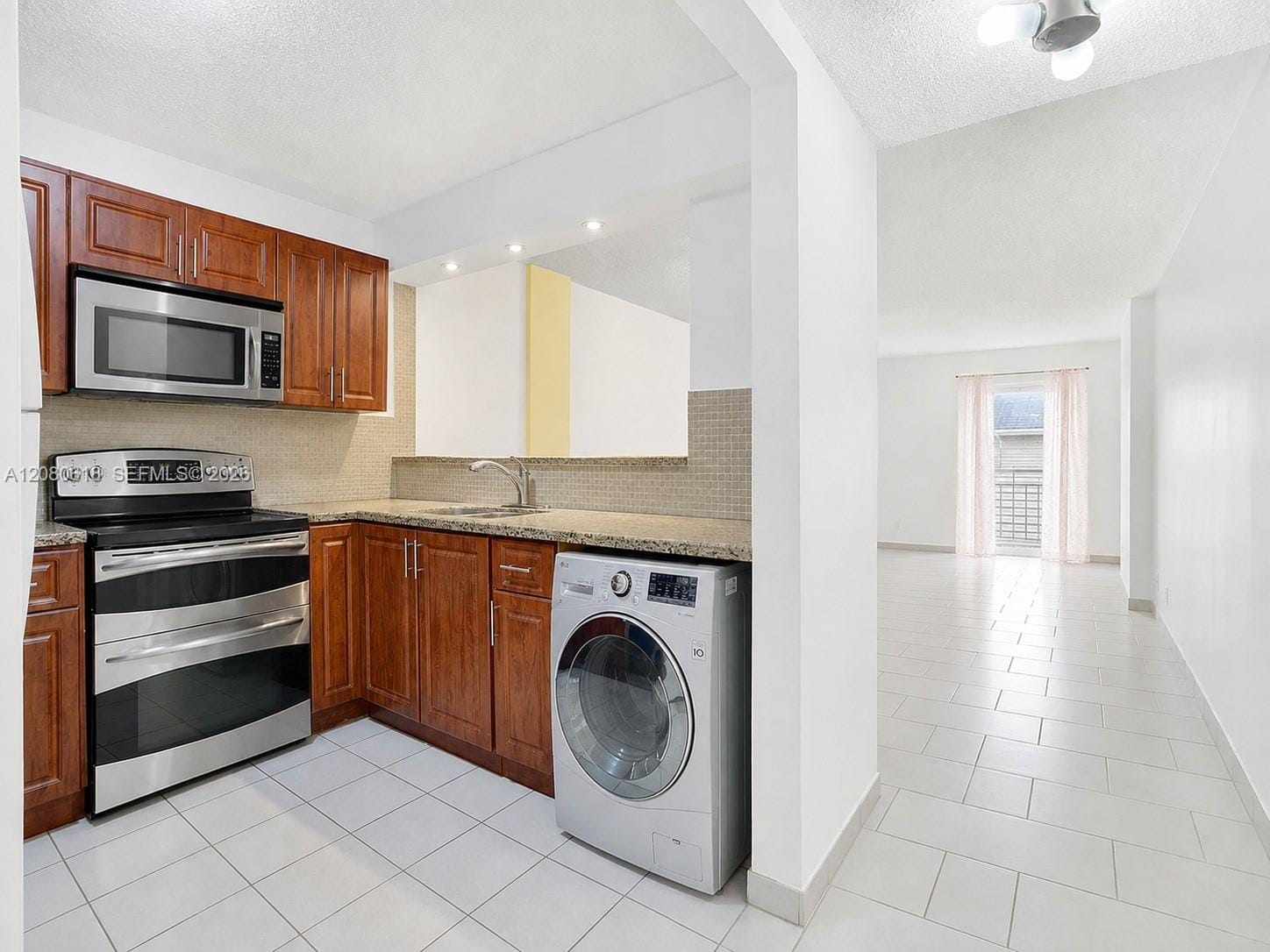 1850 W 56th Street 2305, Hialeah, FL 33012 photo 5
