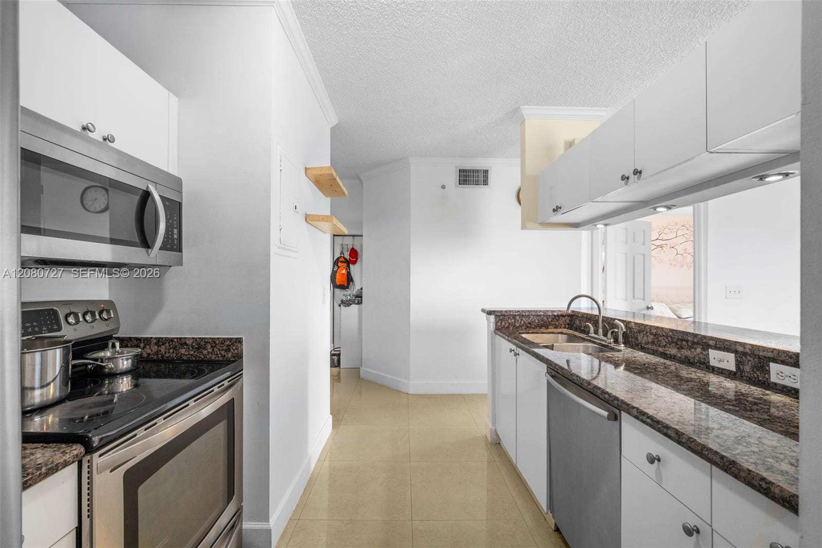 17150 N Bay Road 2516 — photo 5