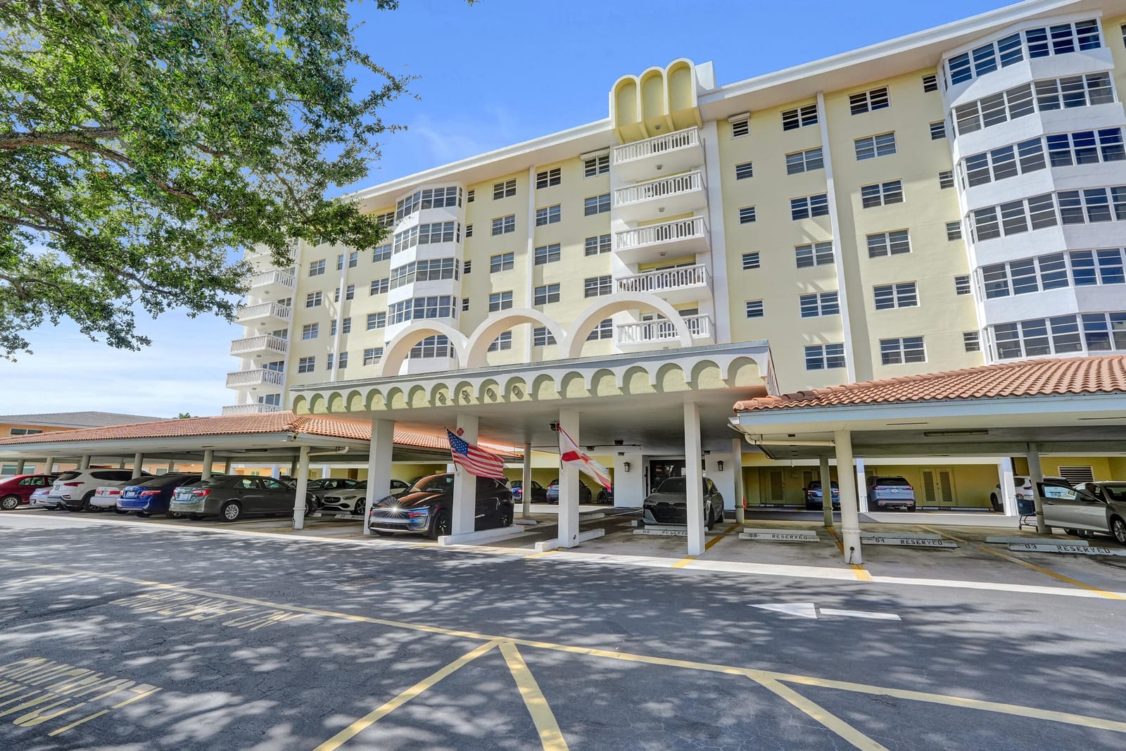 2500 NE 48TH Lane 606, Fort Lauderdale, FL 33308