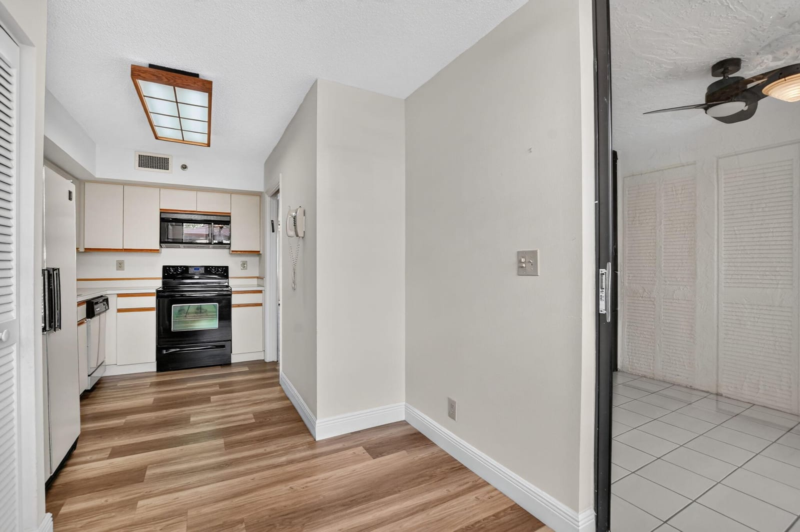 7201 PROMENADE Drive 101 — photo 11