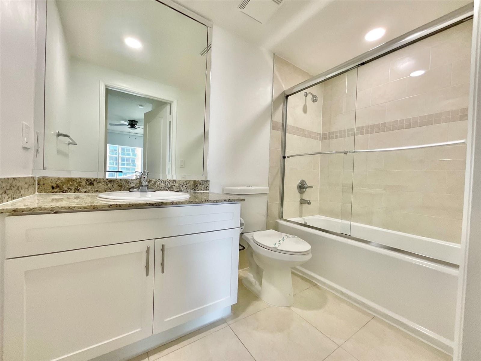 16900 N Bay Road 3-804 — photo 4