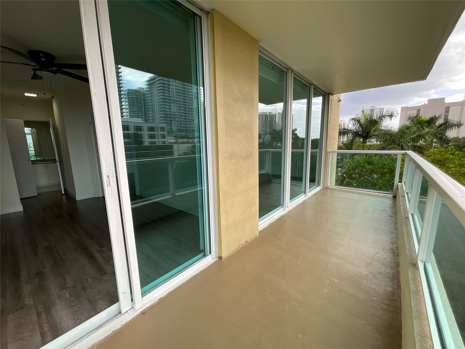 16900 N Bay Road 3-804 — photo 10