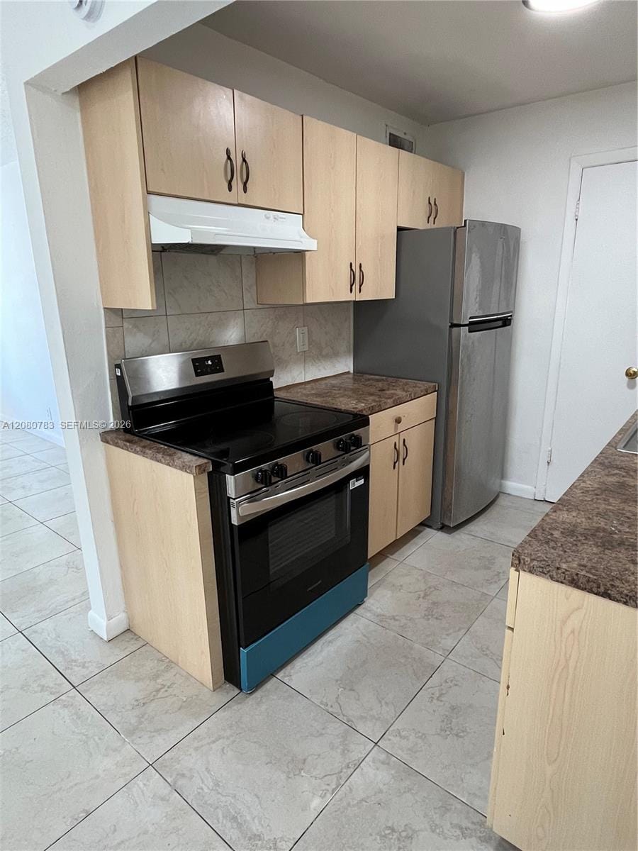 1333 S Dixie Highway 213 — photo 2