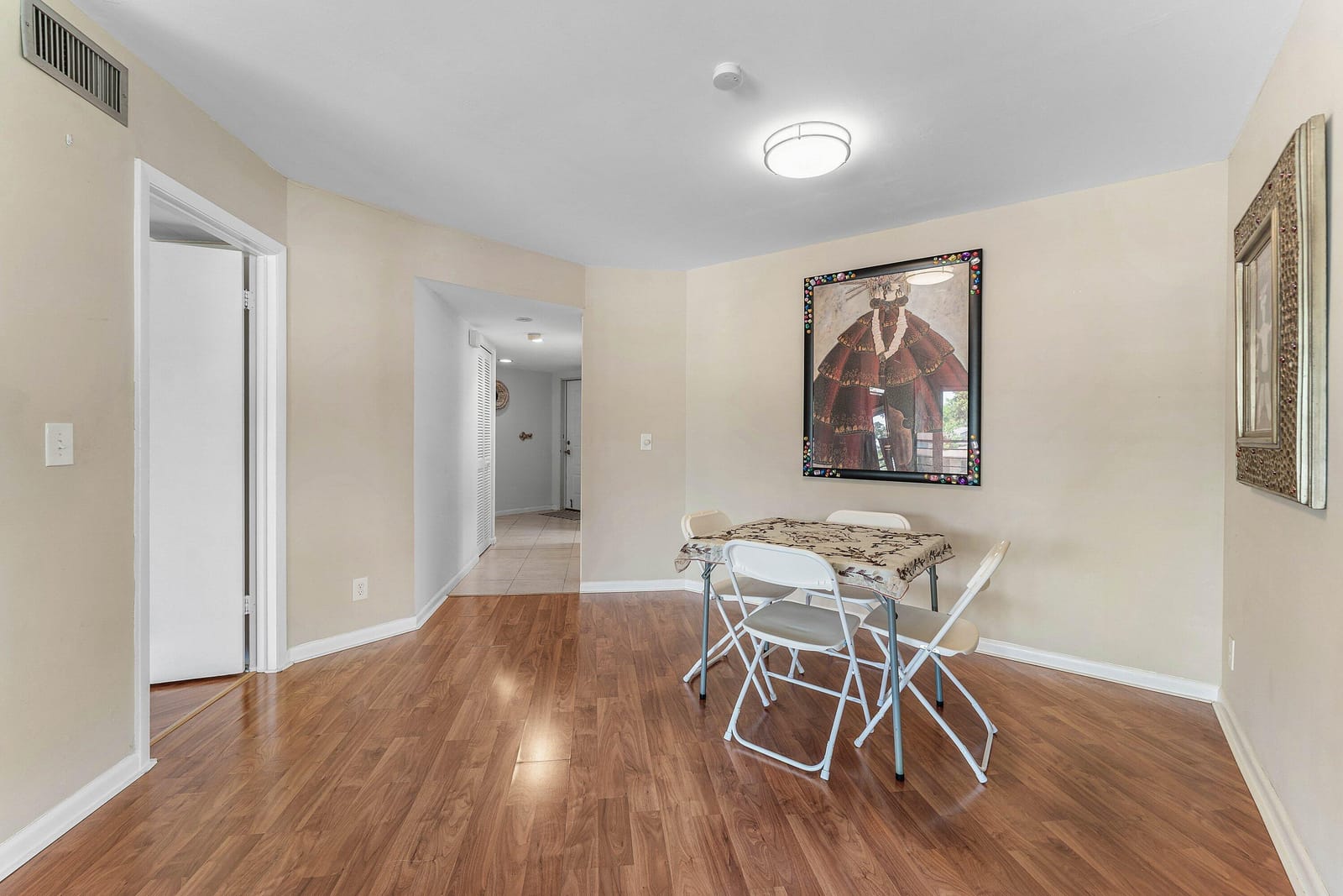 5040 Rose Hill Drive 206 — photo 6