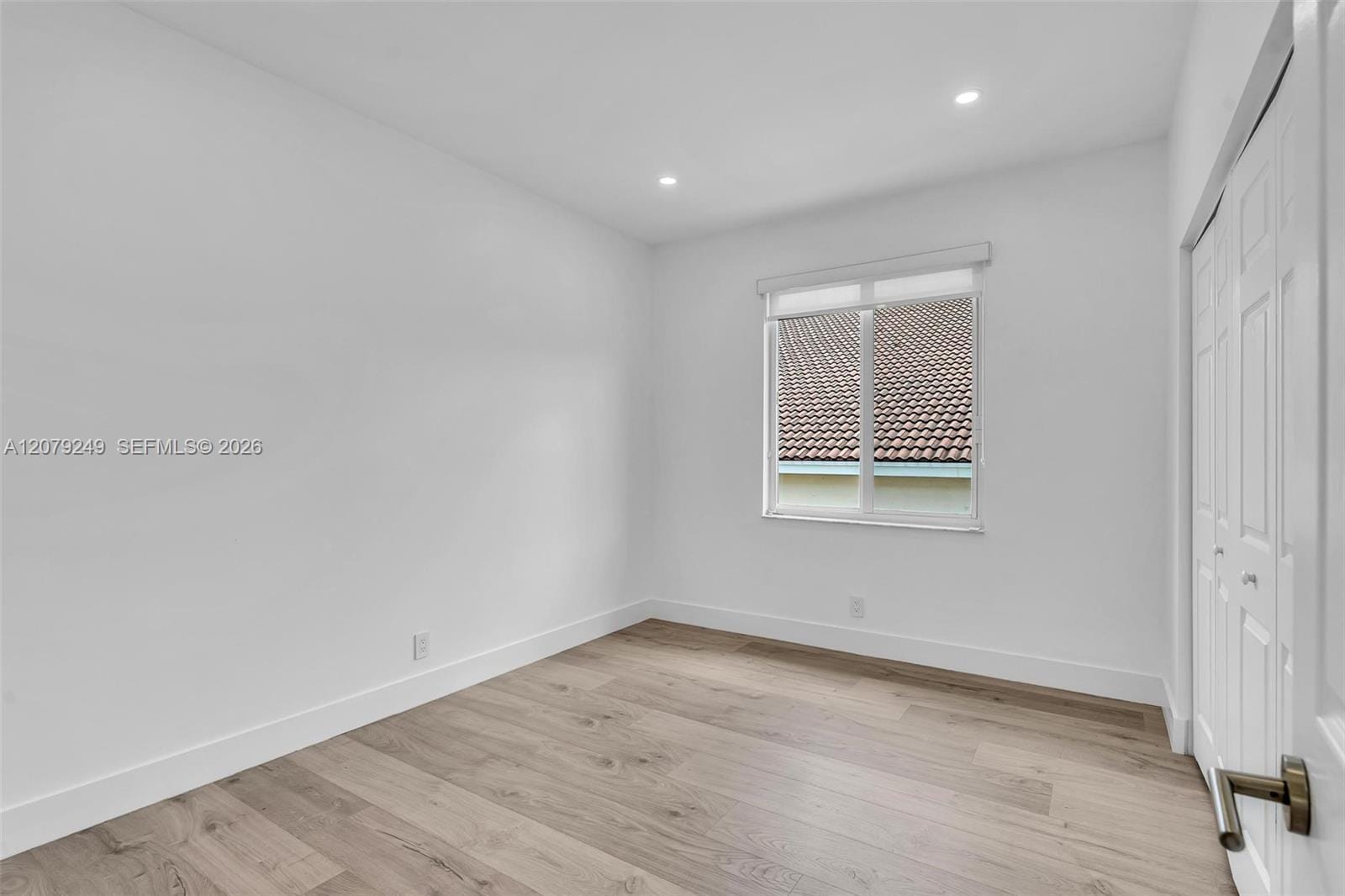 3433 SW 52nd Court — photo 11