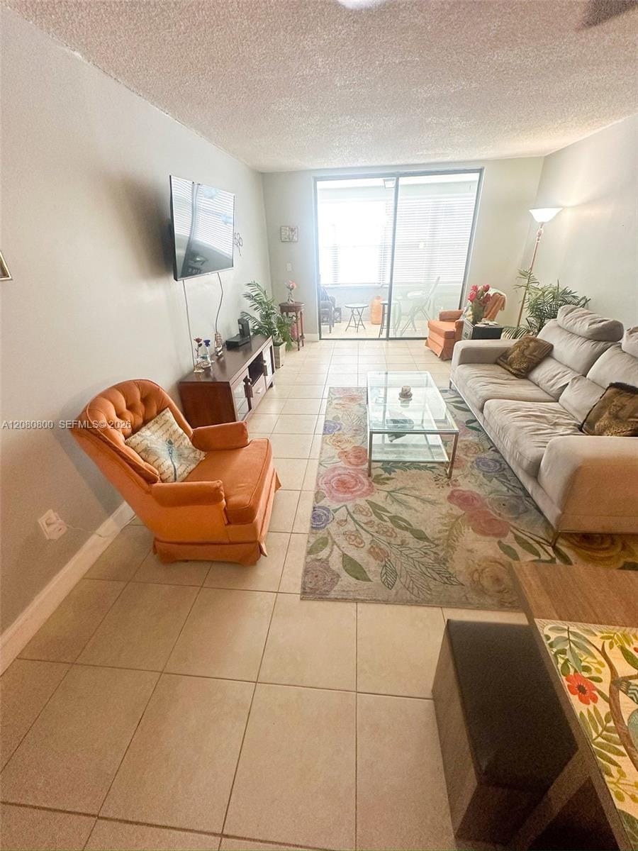 2860 Somerset Drive 400K — photo 3