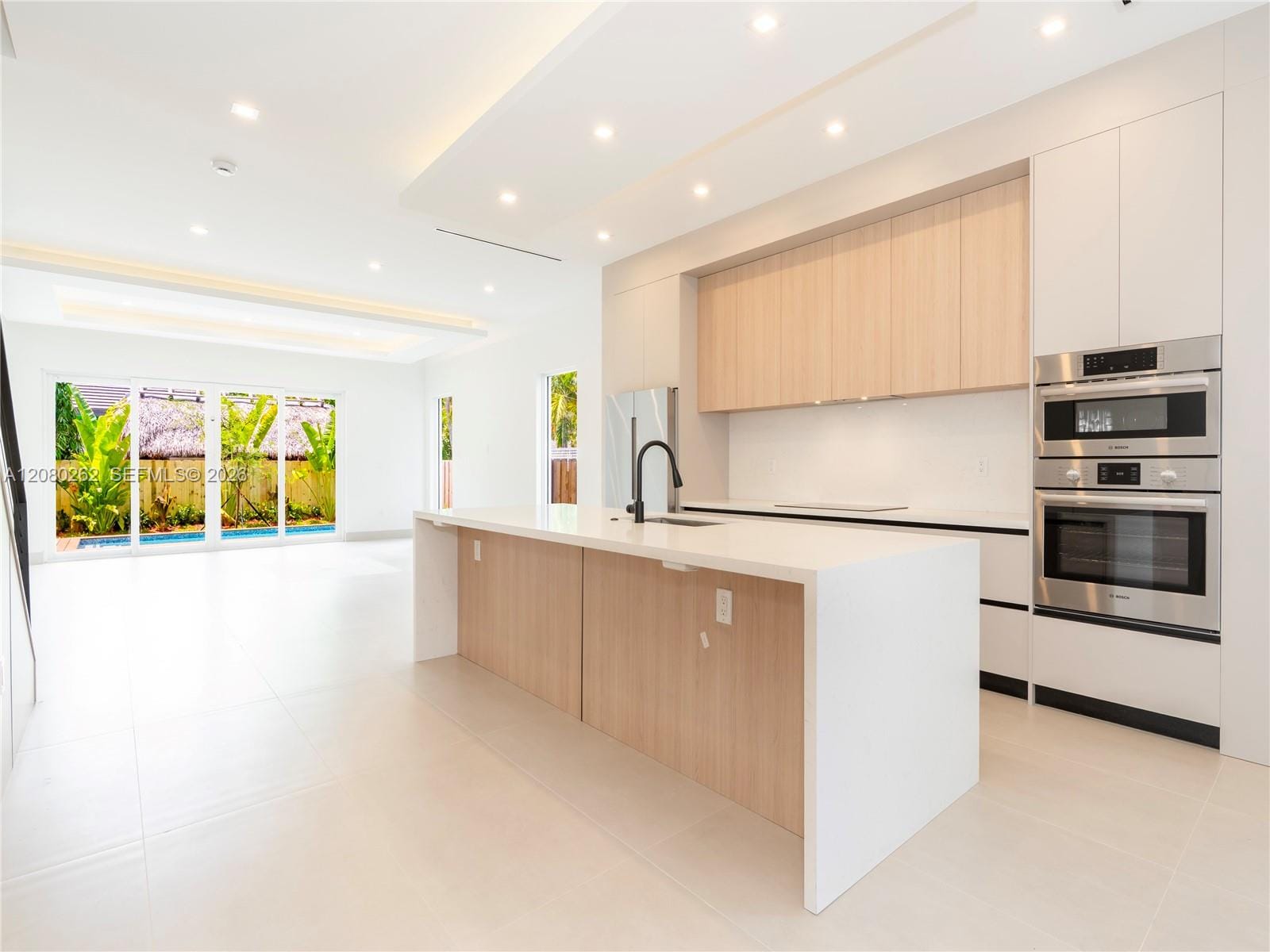 721 SW 7th Avenue — photo 4