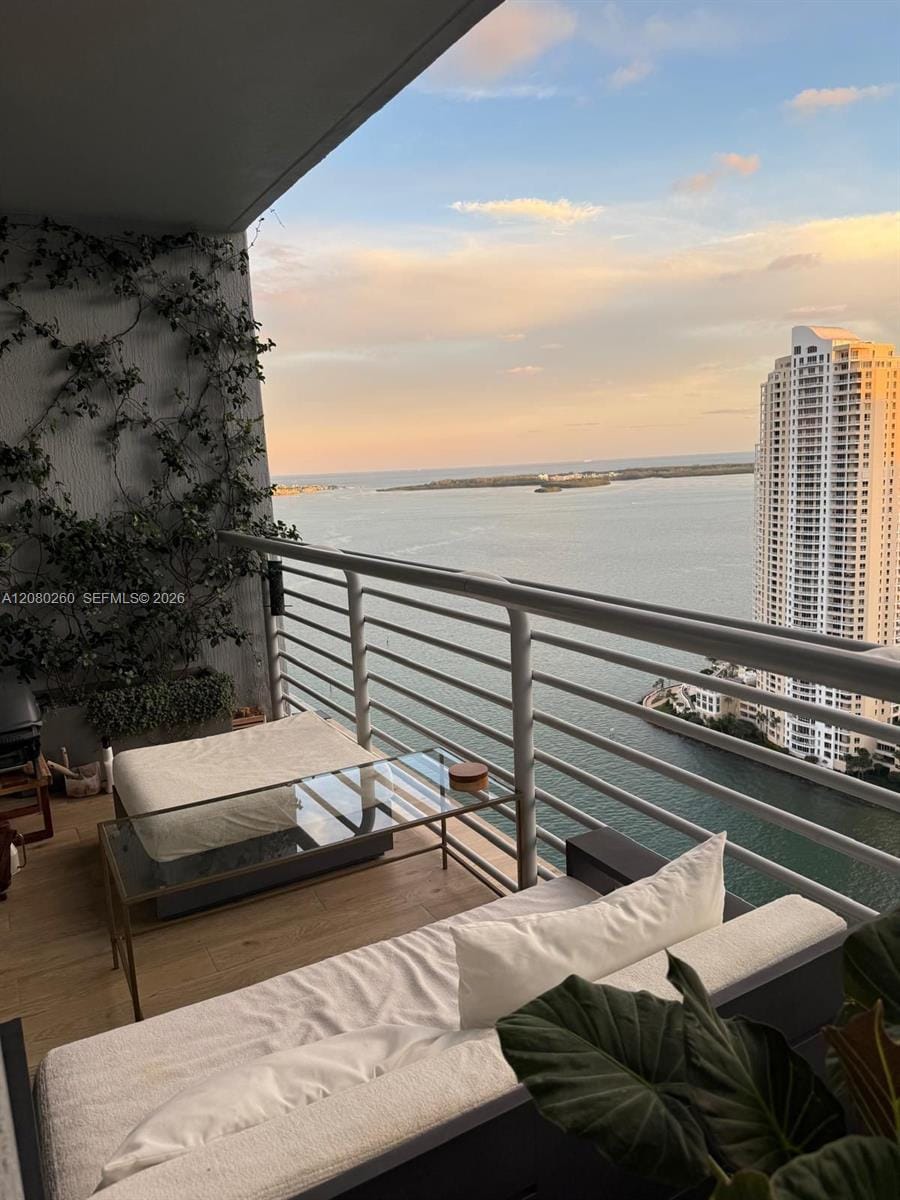 335 S Biscayne Boulevard 3901, Miami, FL 33131 photo 16