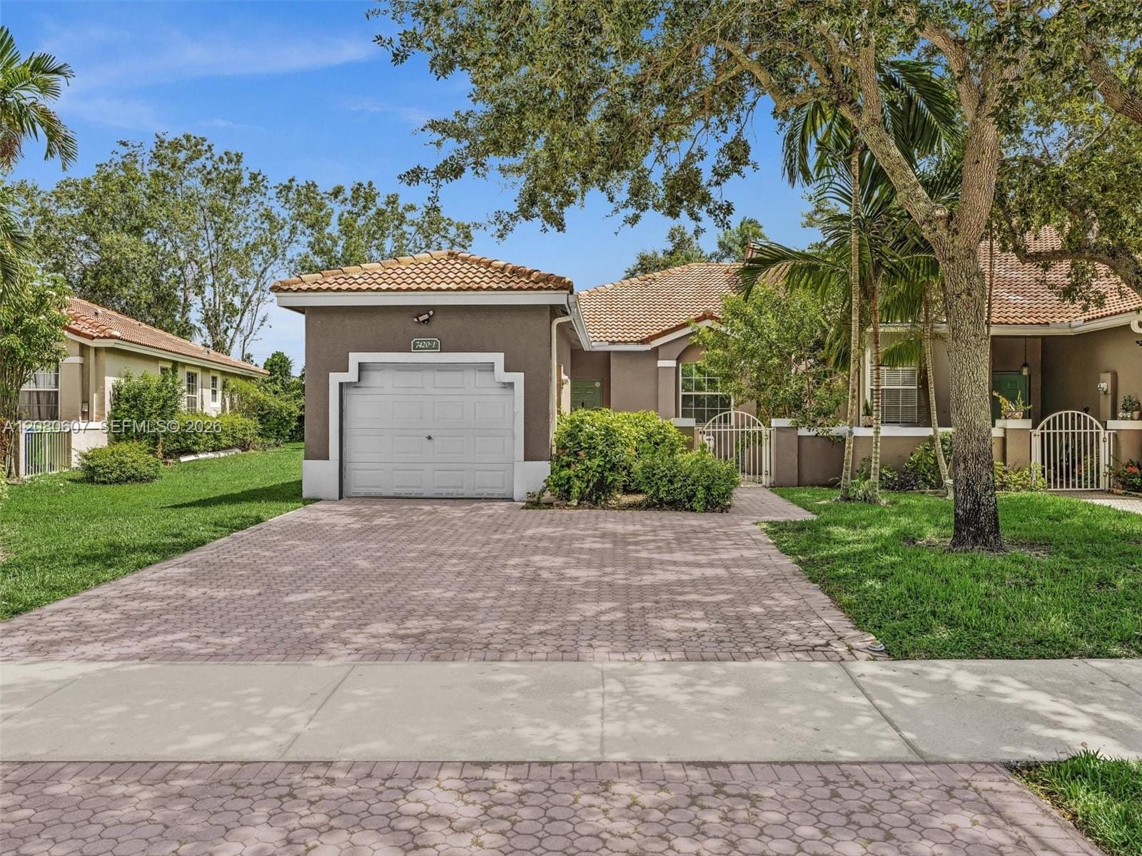 7420 S Aragon Boulevard 1, Sunrise, FL 33313