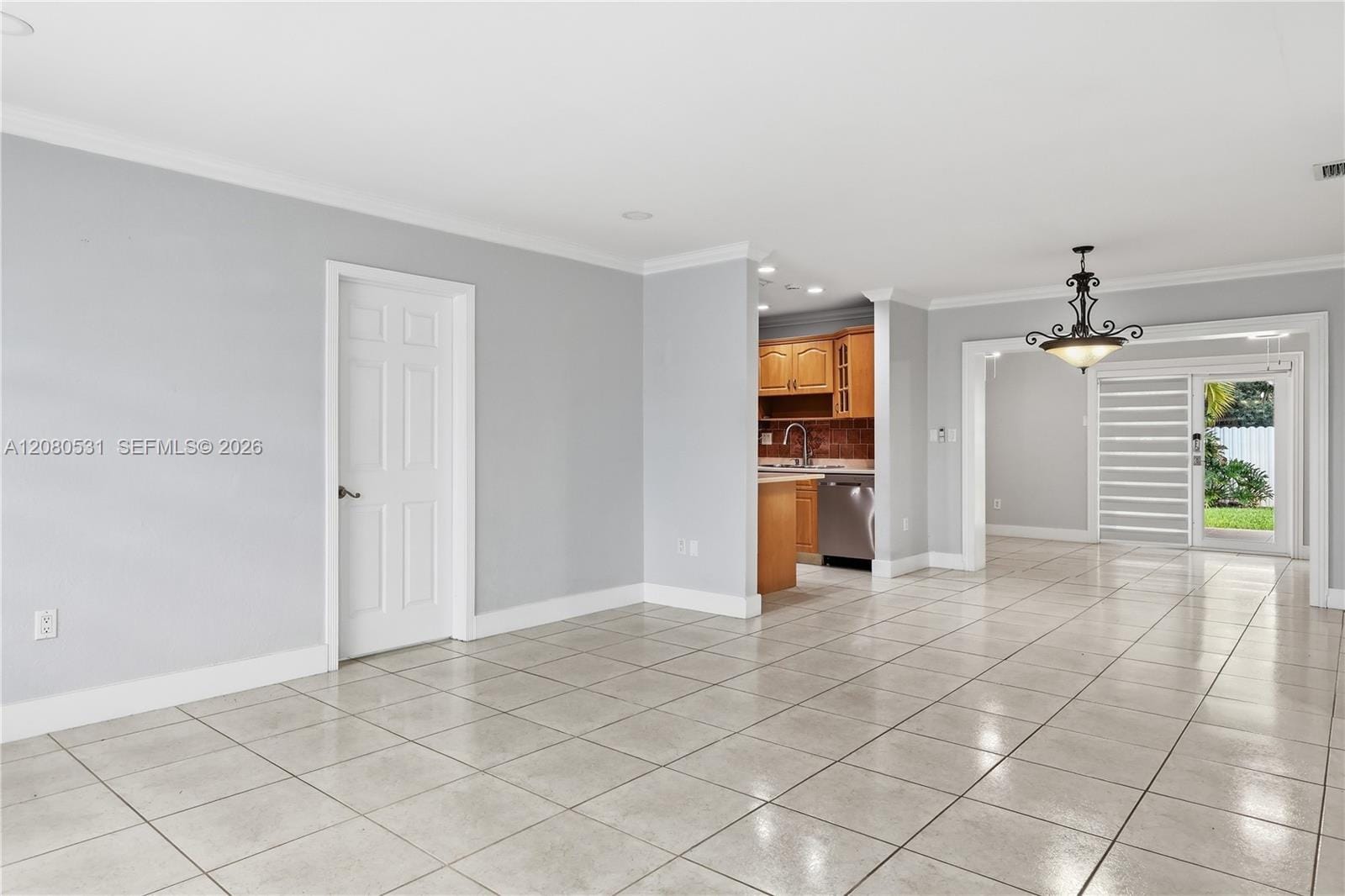 5505 W 14th Lane — photo 10