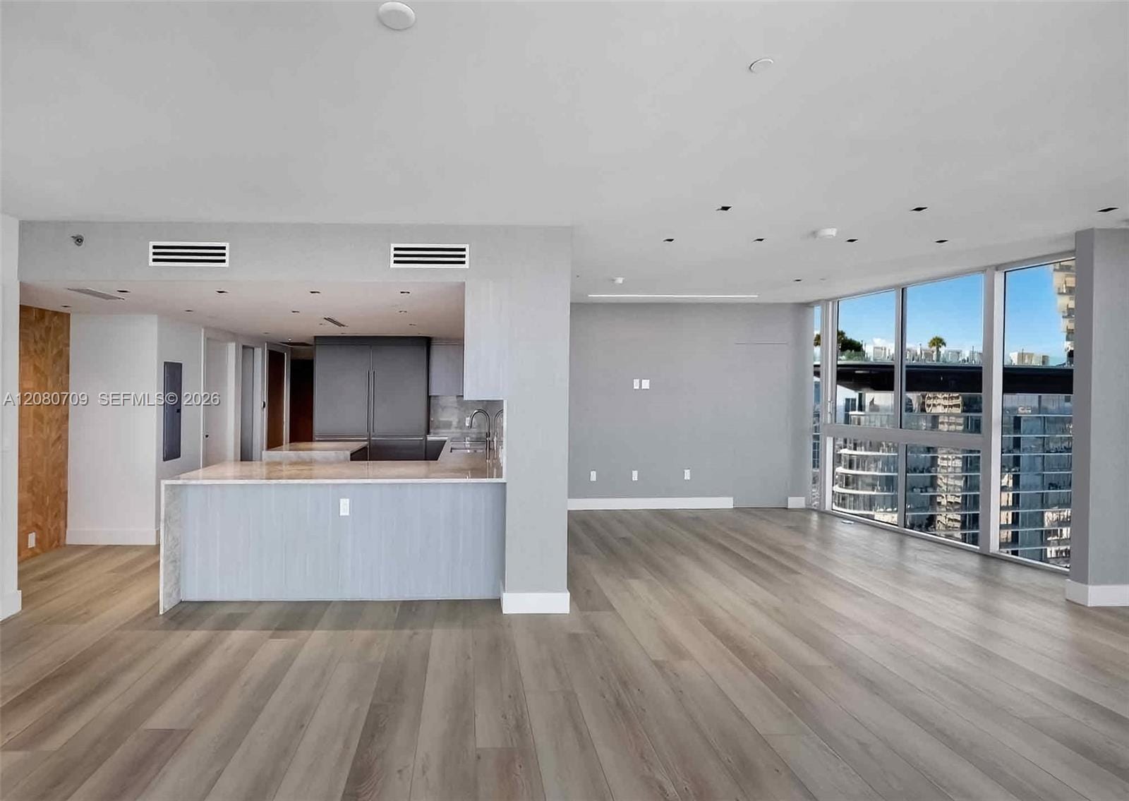 465 Brickell Avenue PH5701, Miami, FL 33131 photo 14