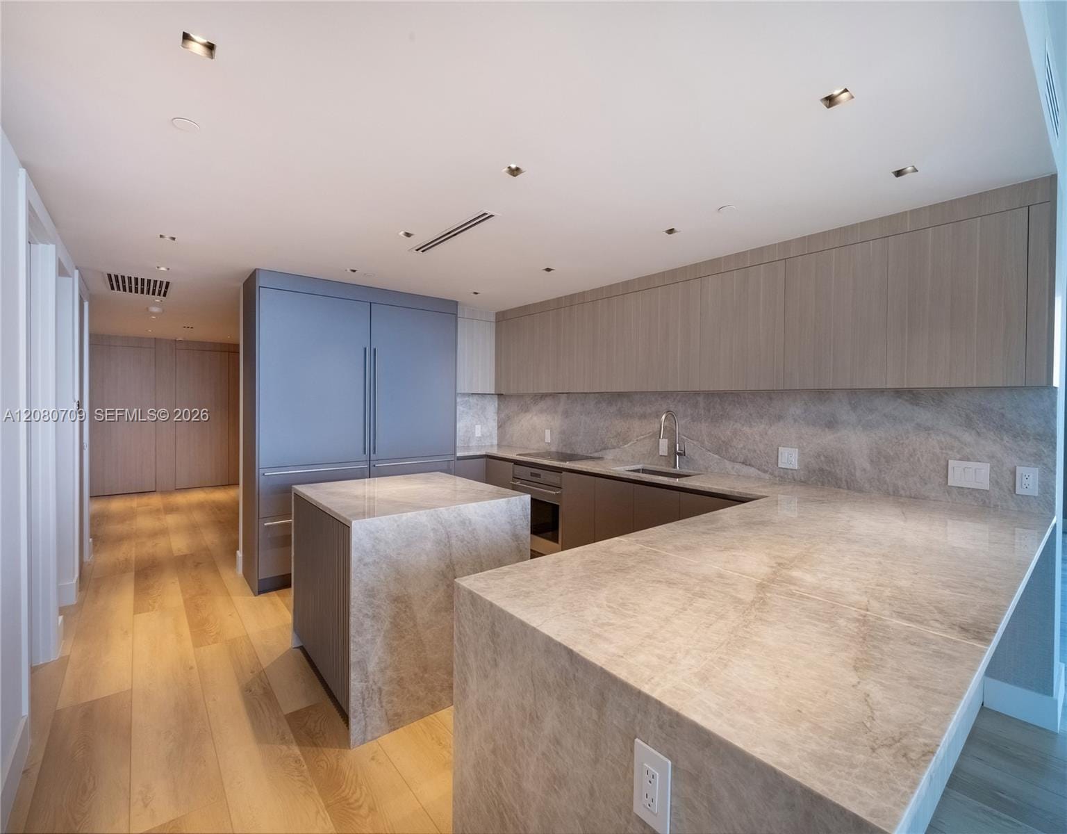 465 Brickell Avenue PH5701, Miami, FL 33131 photo 15