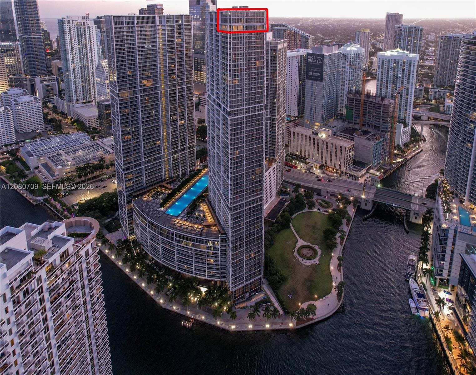 465 Brickell Avenue PH5701 — photo 3