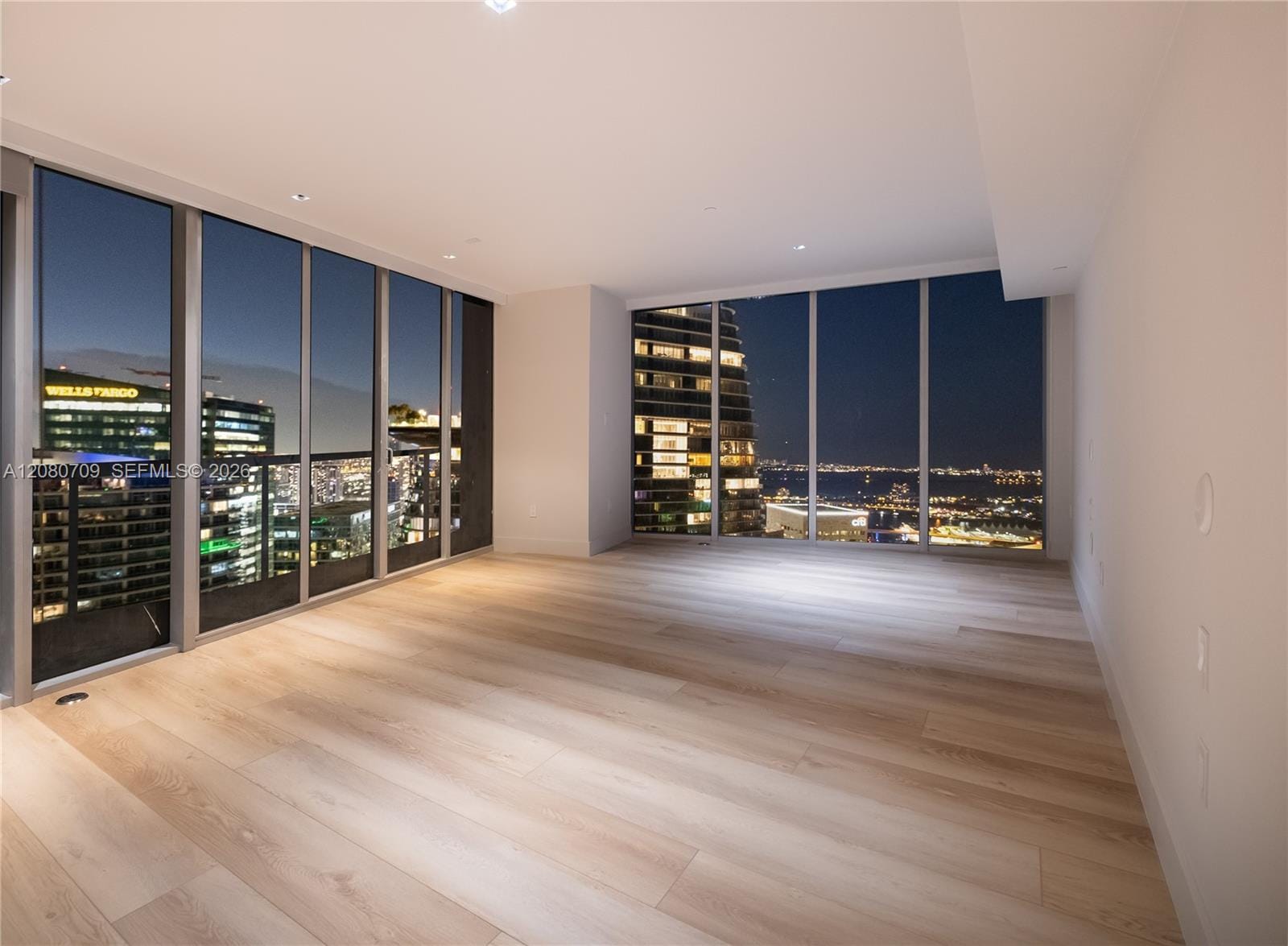 465 Brickell Avenue PH5701, Miami, FL 33131 photo 18