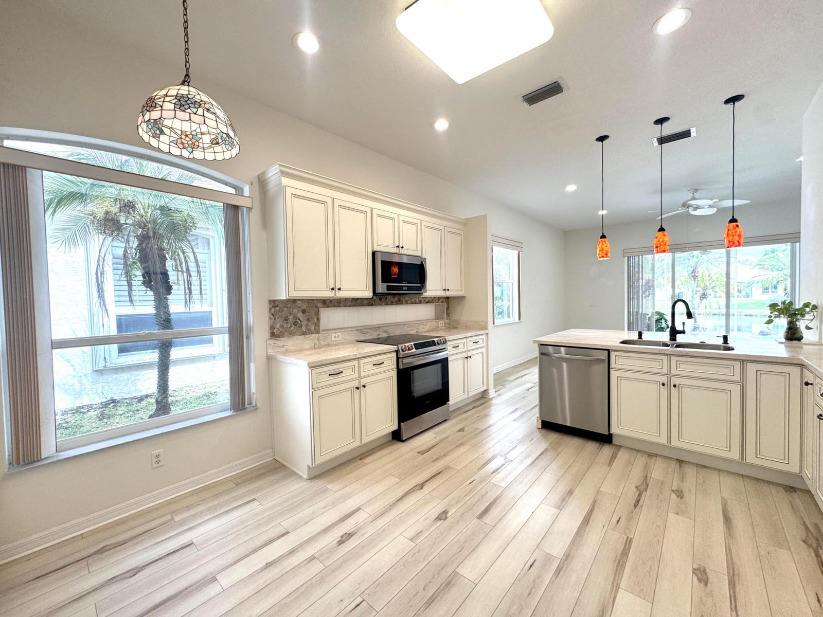 625 Venetto Court — photo 11