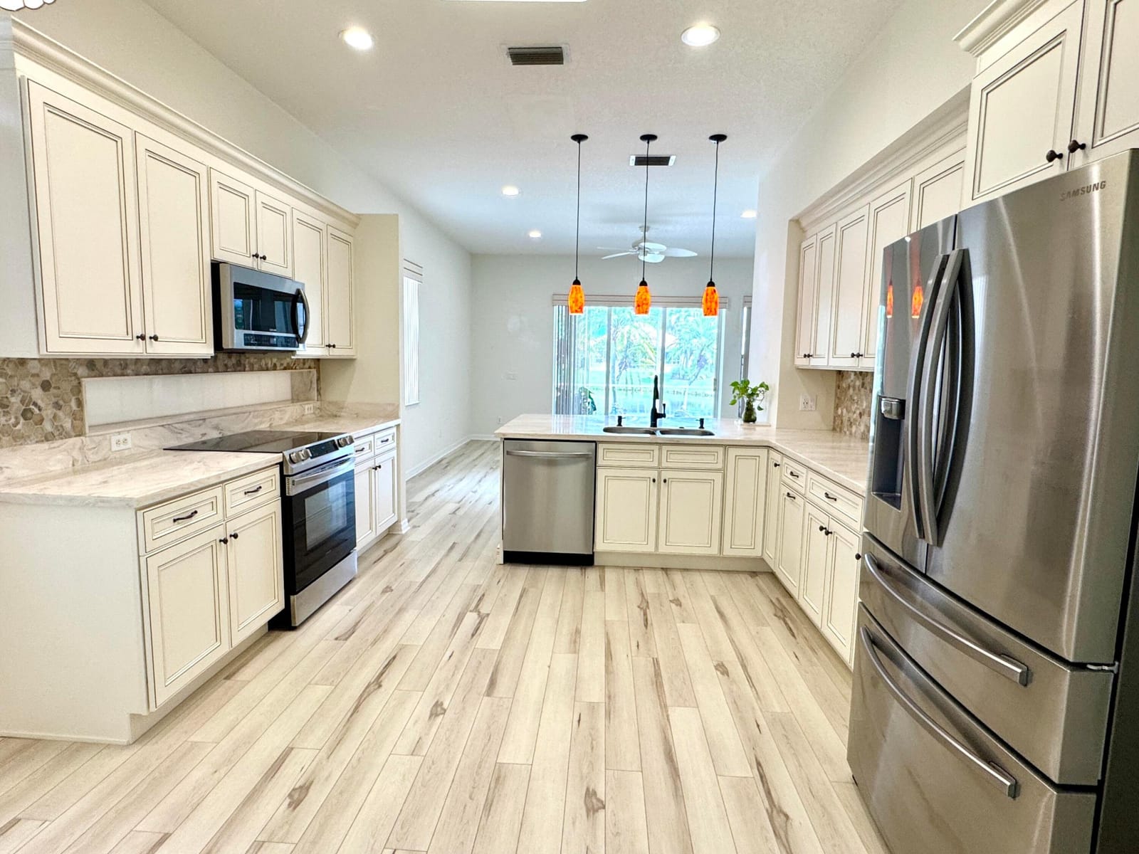 625 Venetto Court — photo 8
