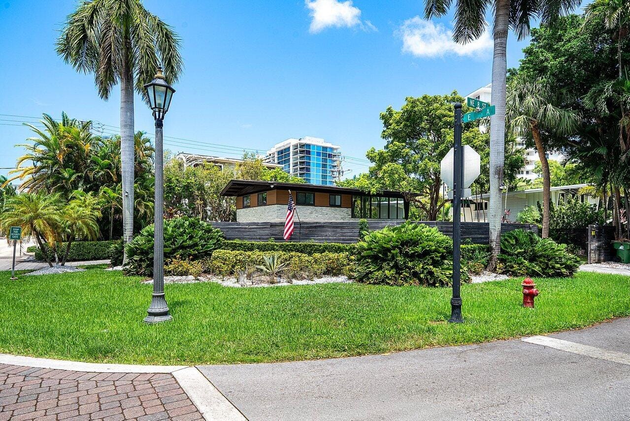 2601 NE 8TH Street, Fort Lauderdale, FL 33304 photo 9
