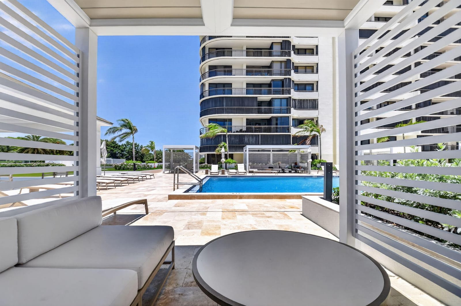 4050 N Ocean Avenue 401, Singer Island, FL 33404 photo 14