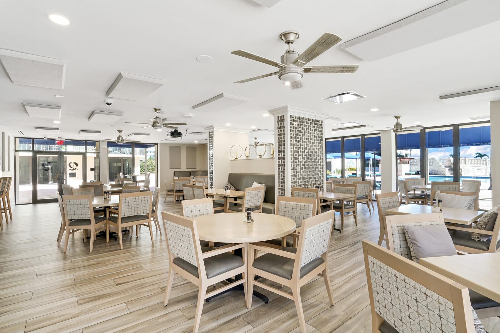 4050 N Ocean Avenue 401, Singer Island, FL 33404 photo 18