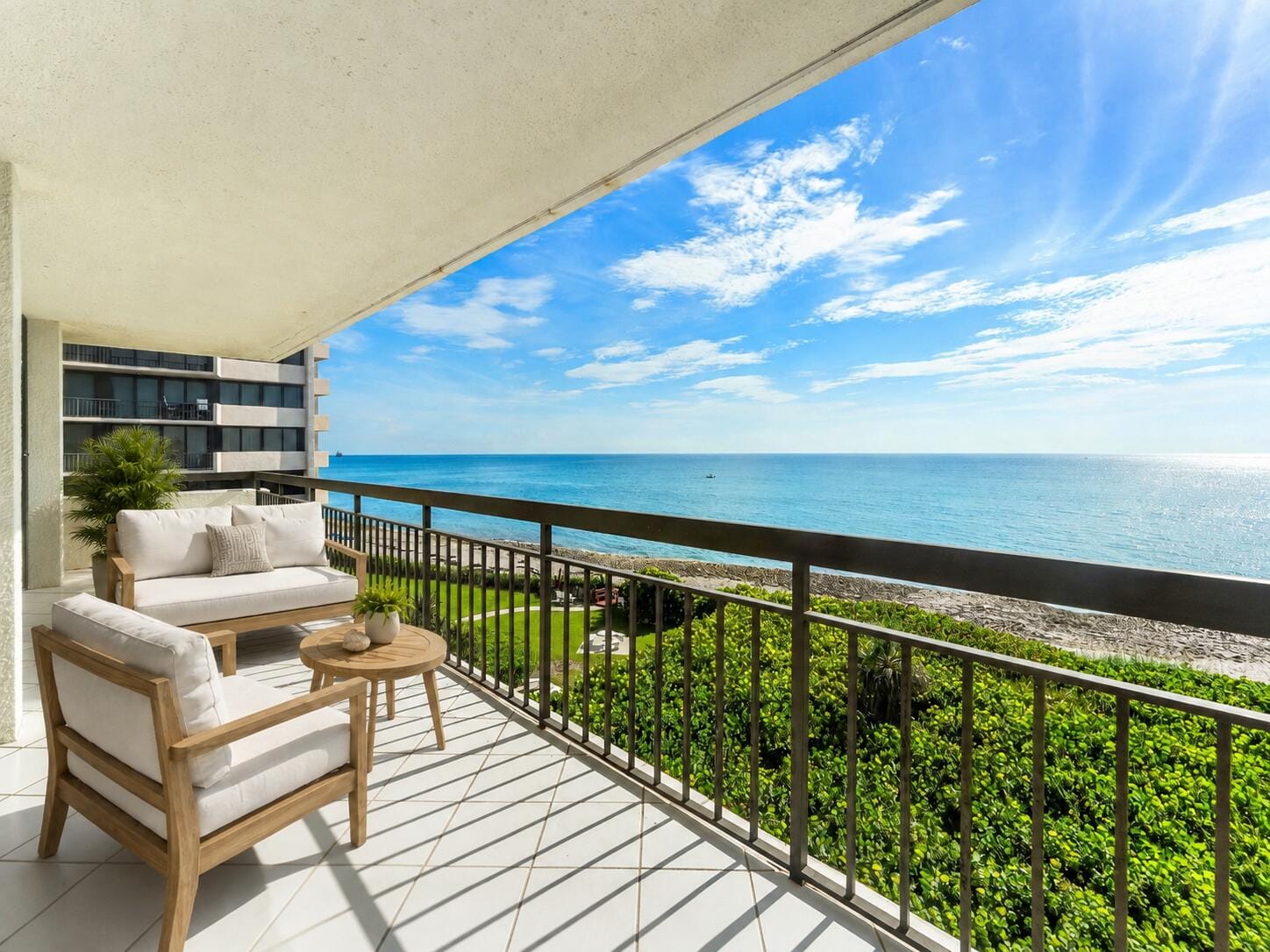 4050 N Ocean Avenue 401, Singer Island, FL 33404 photo 5