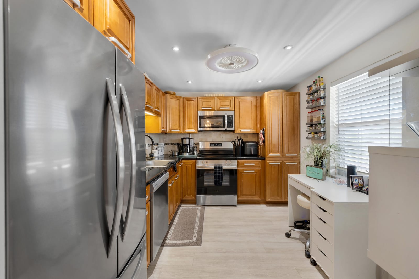 3960 Oaks Clubhouse Drive 504 — photo 8