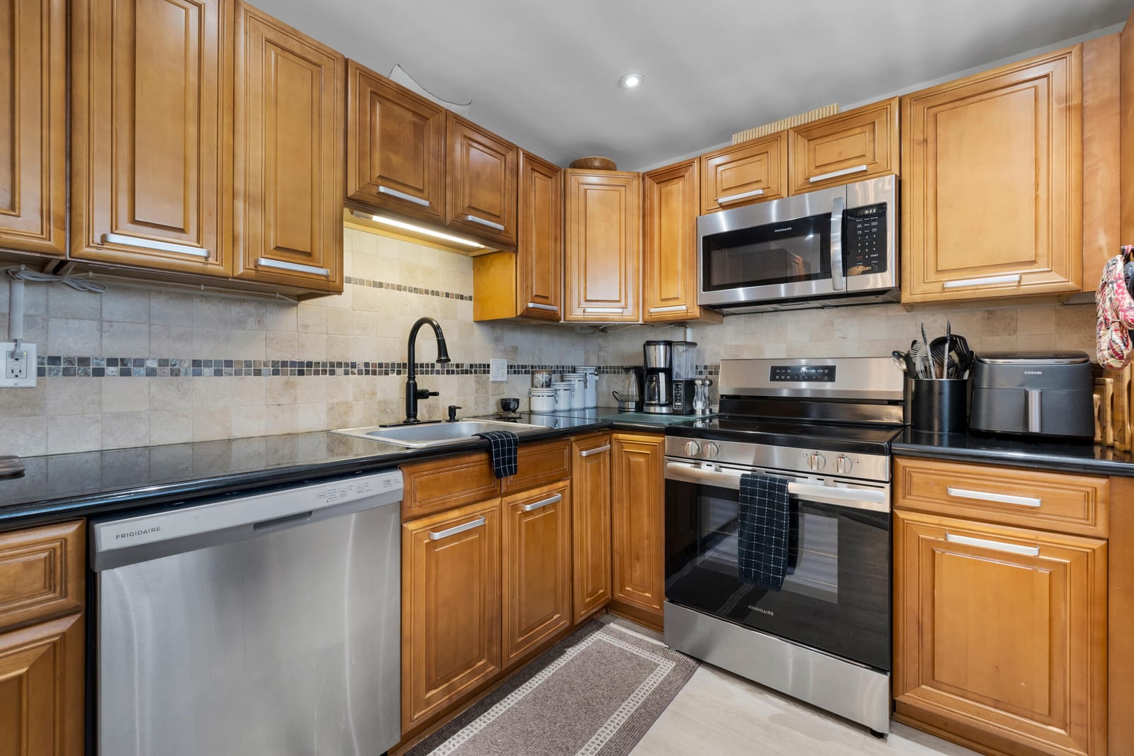 3960 Oaks Clubhouse Drive 504 — photo 10