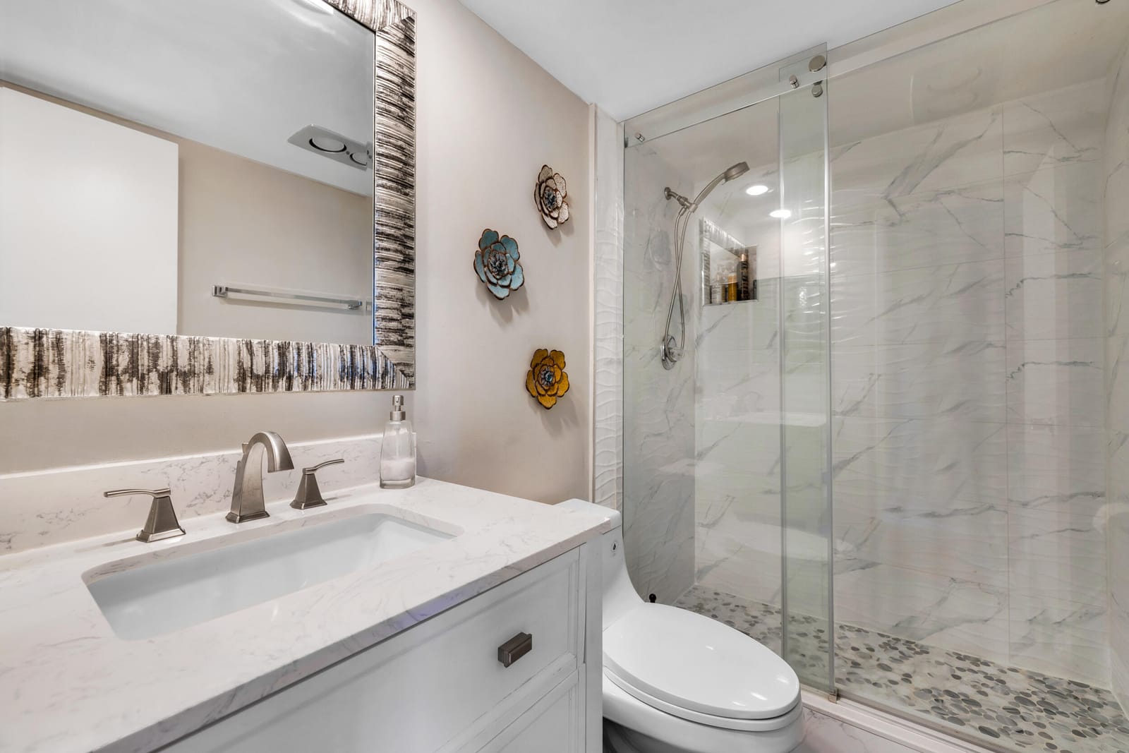 3960 Oaks Clubhouse Drive 504 — photo 6
