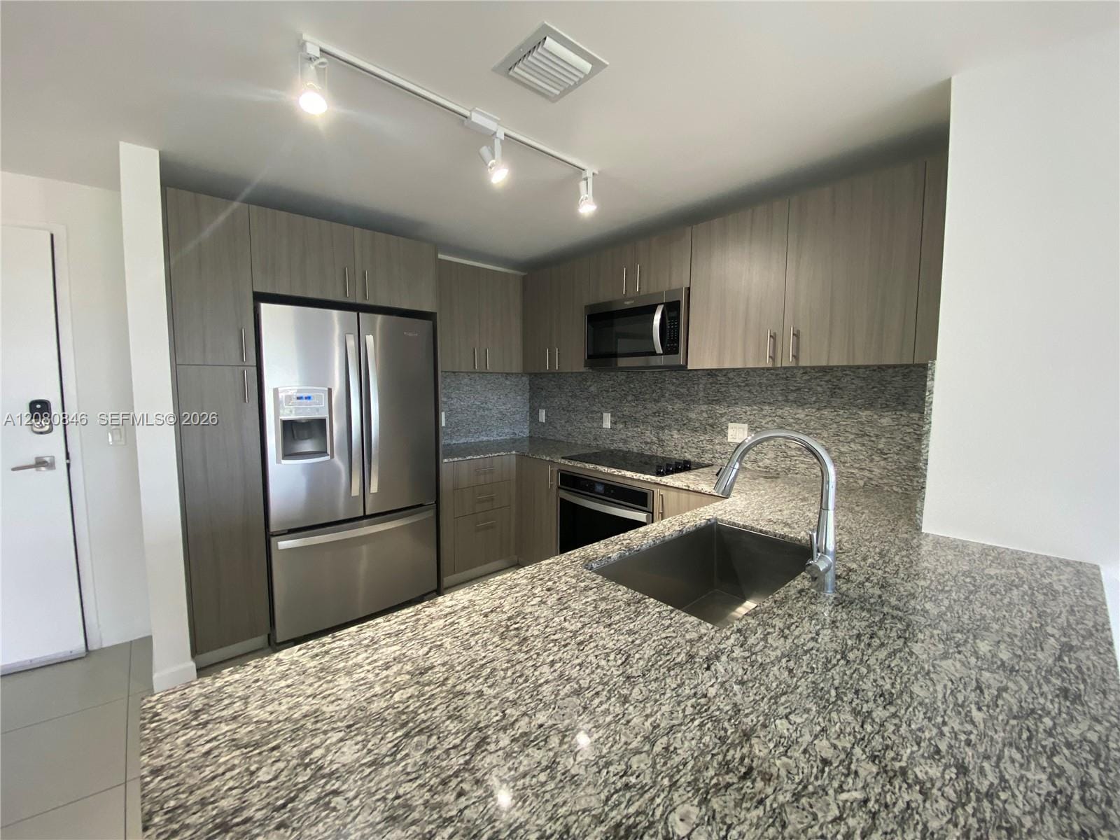 5350 NW 84th Avenue 603 — photo 4