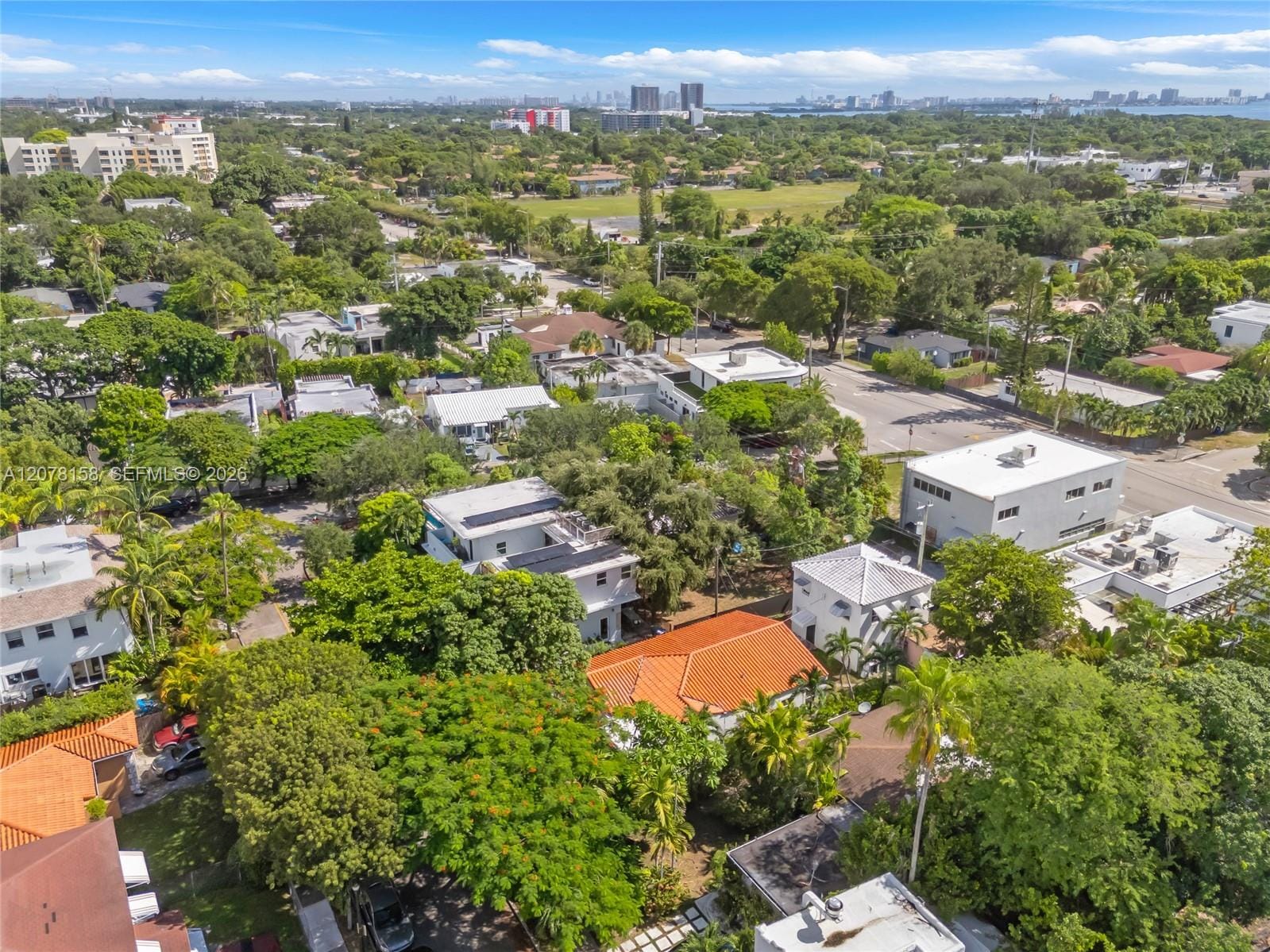 4727 NE 1st Court, Miami, FL 33137 photo 29