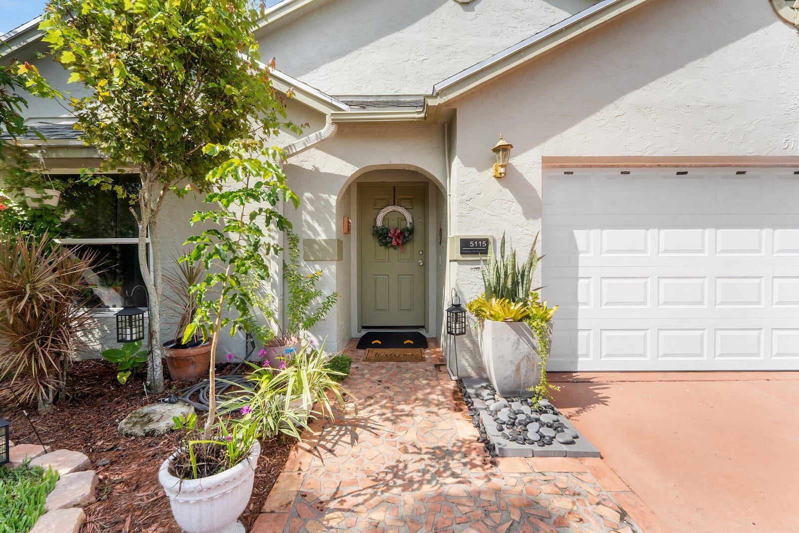 5115 Foxhall Drive S — photo 4
