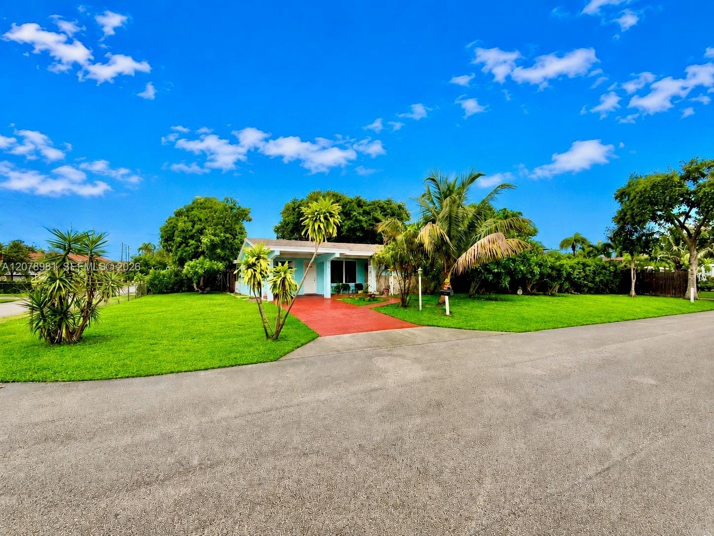 4940 SW 25th Avenue, Dania Beach, FL 33312