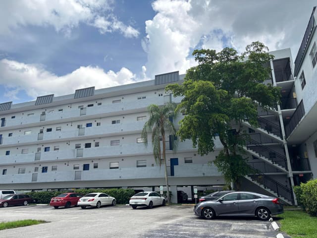 7501 NW 16TH Street 3207, Plantation, FL 33313