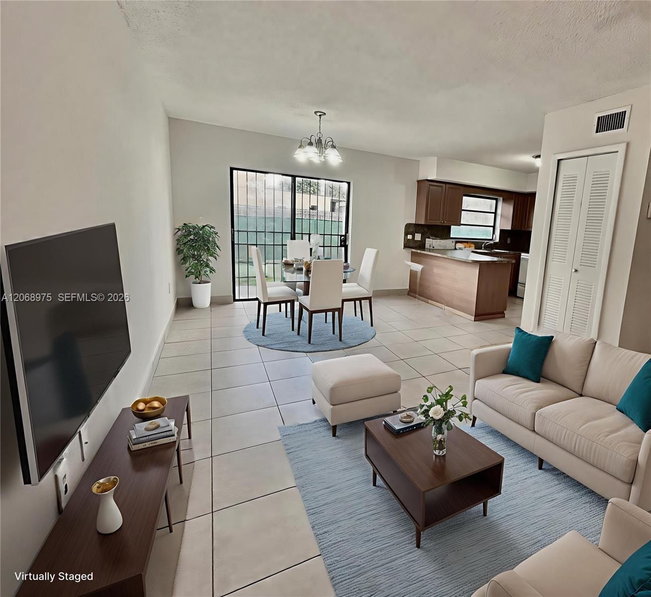 1095 W 37th Street, Hialeah, FL 33012